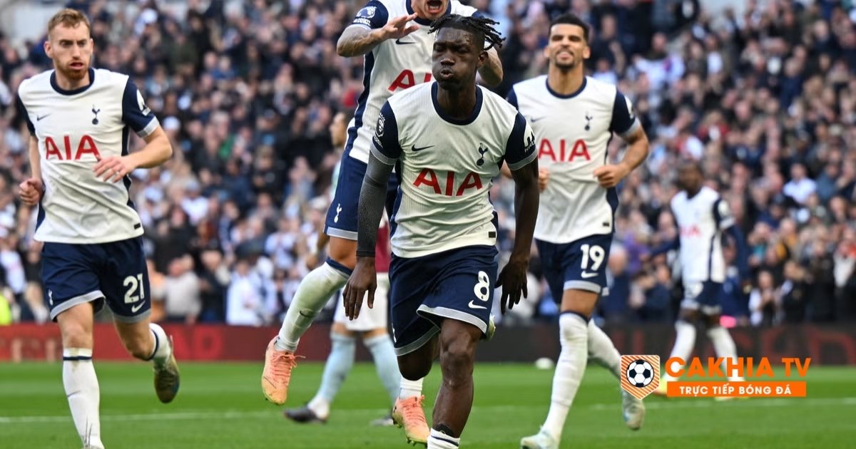 Tottenham đè bẹp West Ham với 3 bàn thắng chỉ trong 8 phút